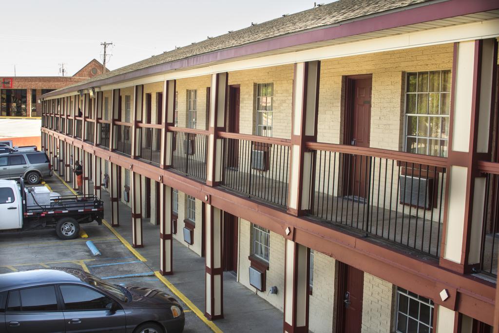 Sherman Inn Exterior foto