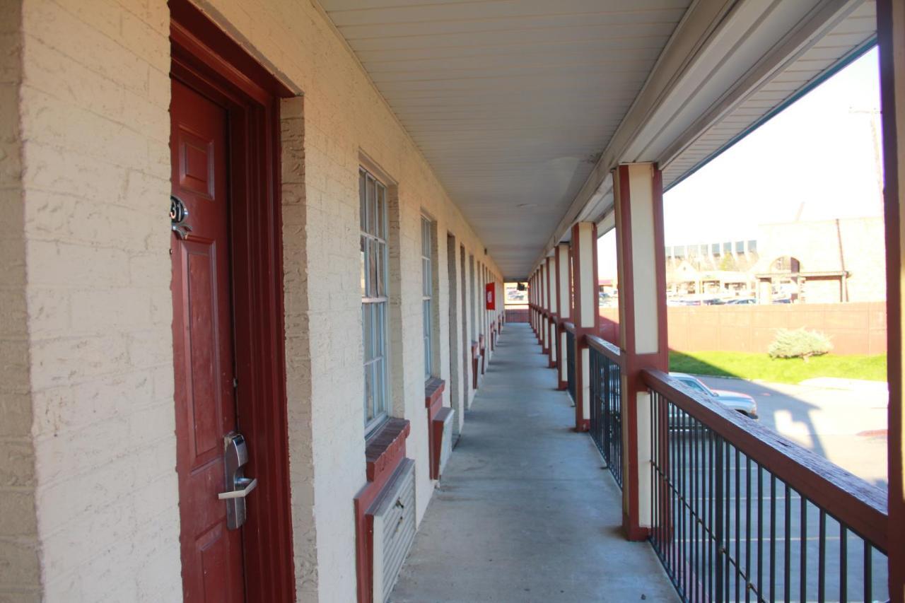 Sherman Inn Exterior foto